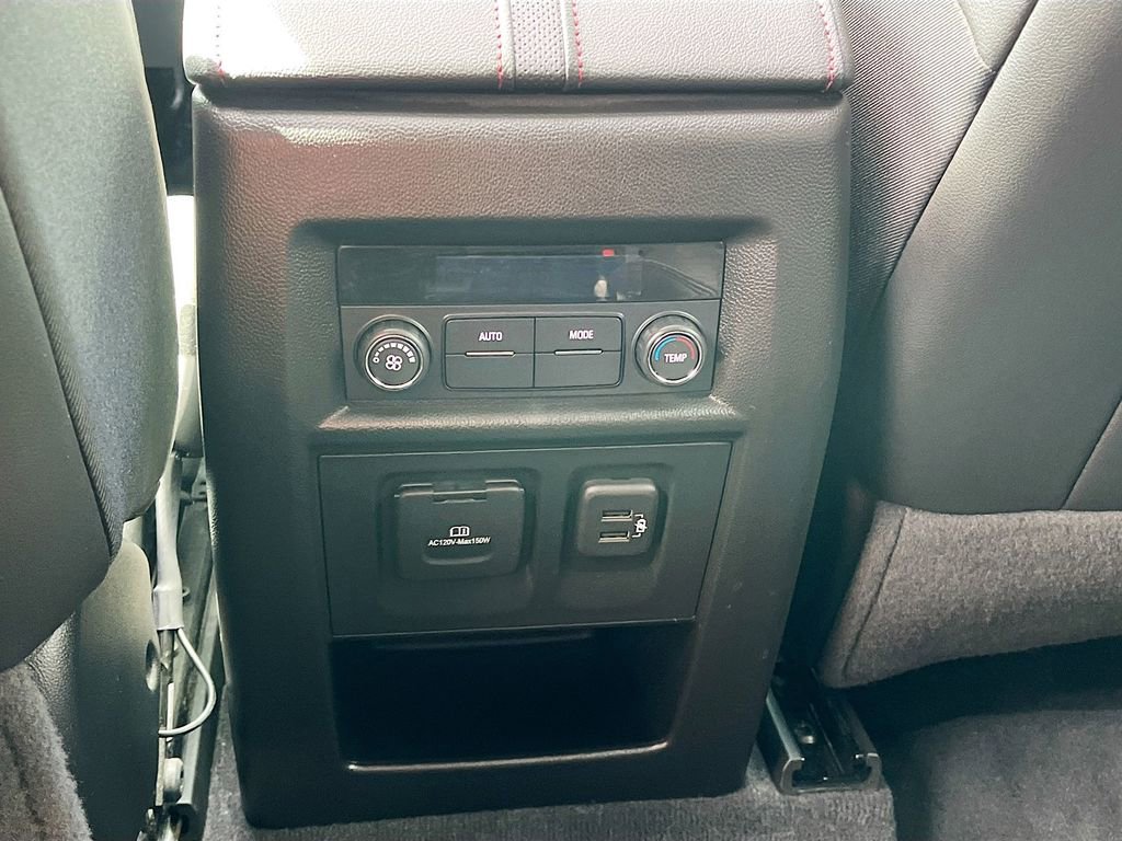 Used 2023 Chevrolet Traverse RS w/ LPO, Cargo Package image 27