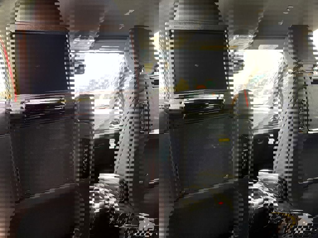 New 2026 Chrysler Pacifica Select image 24