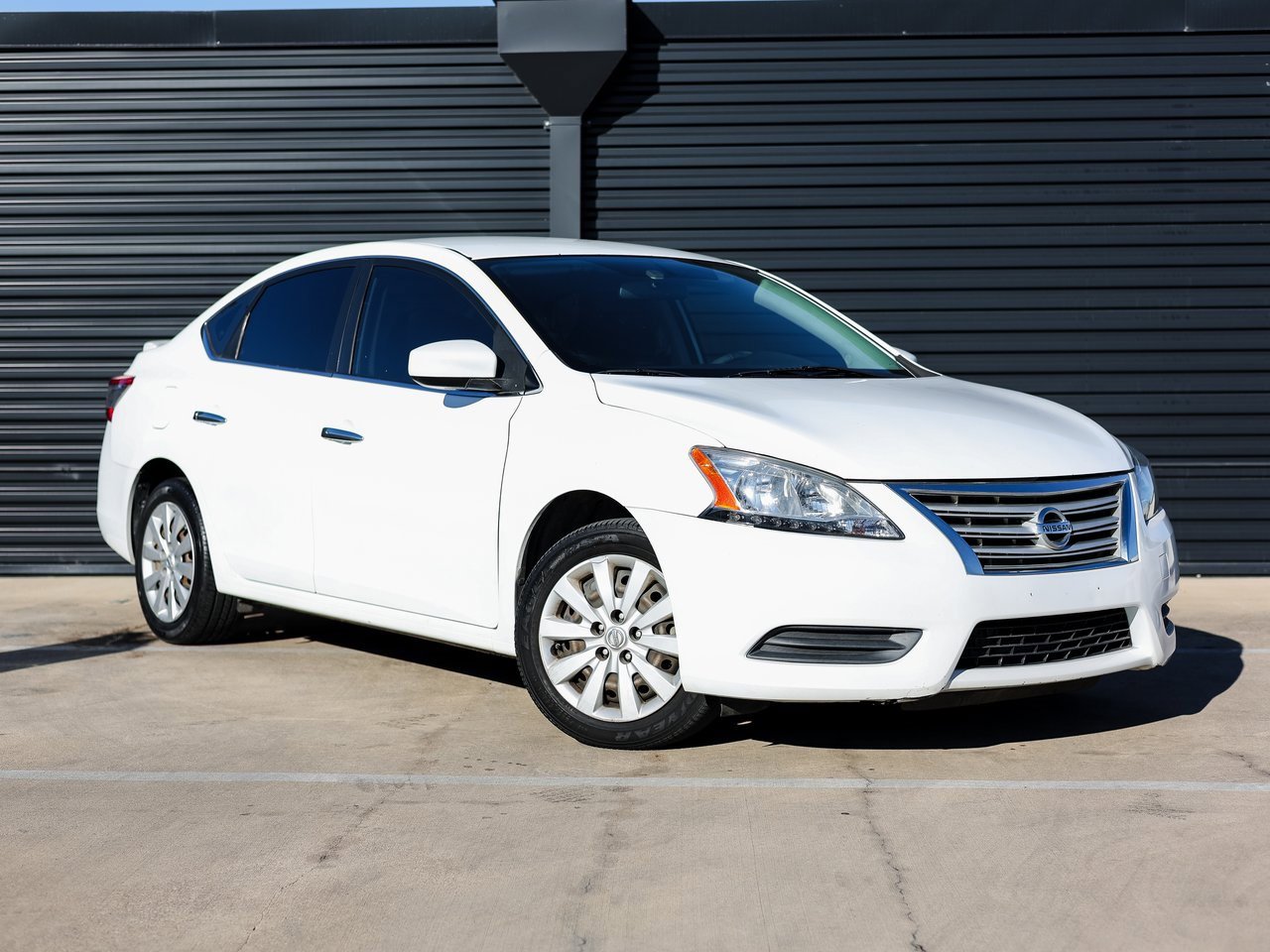 Used 2014 Nissan Sentra SV w/ SV Driver Package image 9