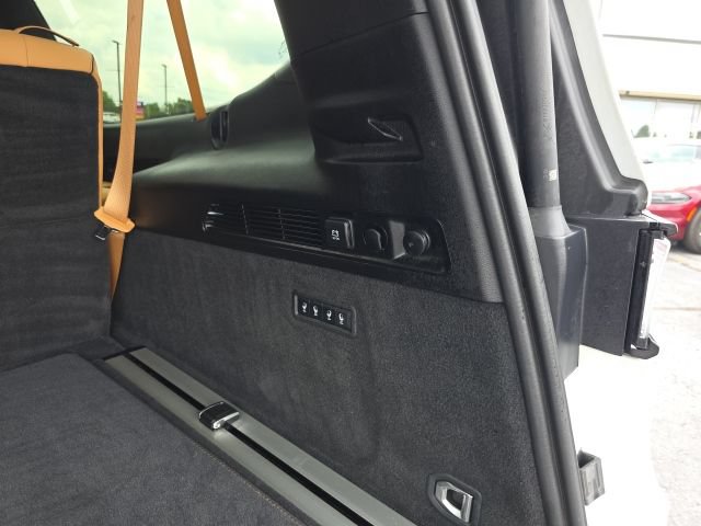Used 2025 Jeep Grand Wagoneer L Series III w/ Rear Seat Video Group 1 AWD/4WD image 46