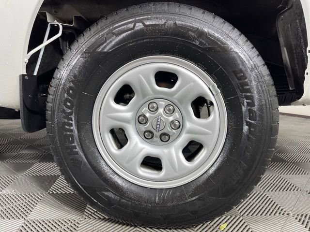 Used 2024 Nissan Frontier S w/ S Utility Package image 13