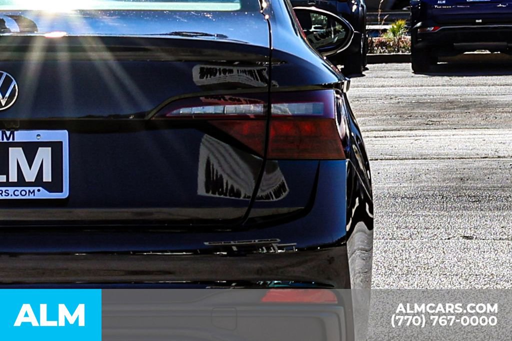 Used 2024 Volkswagen Jetta S image 15