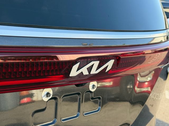 Used 2024 Kia Carnival SX Prestige FWD image 16