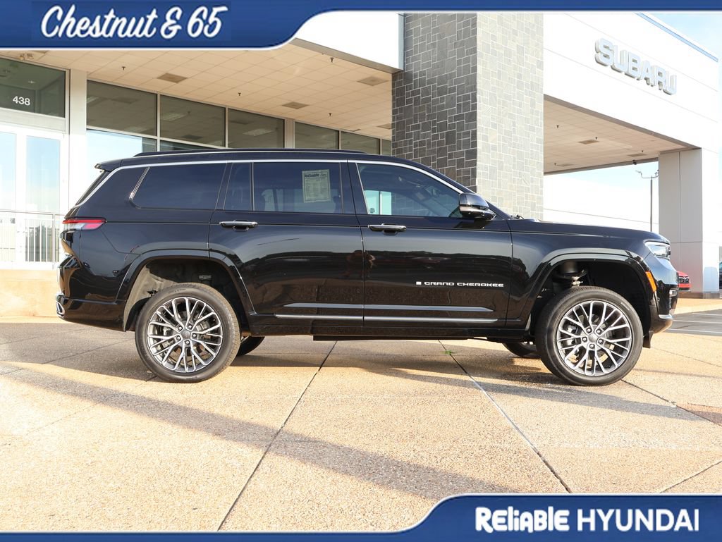 Used 2024 Jeep Grand Cherokee L Summit AWD/4WD image 7