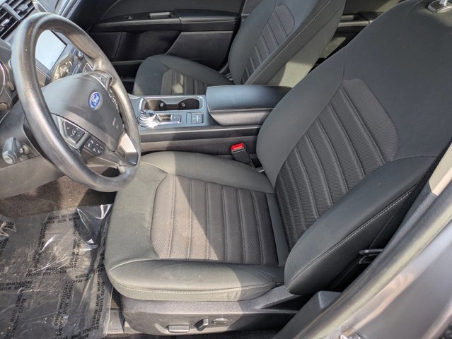 Used 2020 Ford Fusion SE FWD image 16