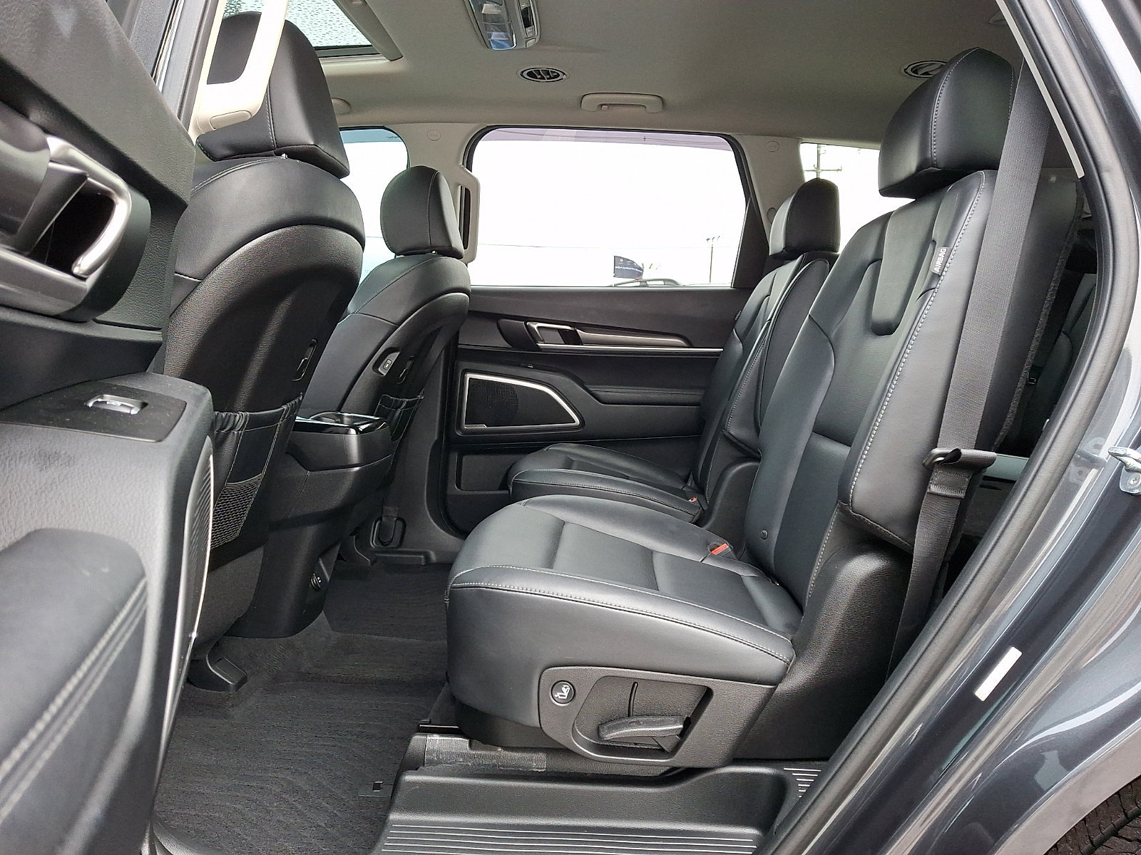 Certified 2024 Kia Telluride S w/ S Sunroof Package AWD/4WD image 10