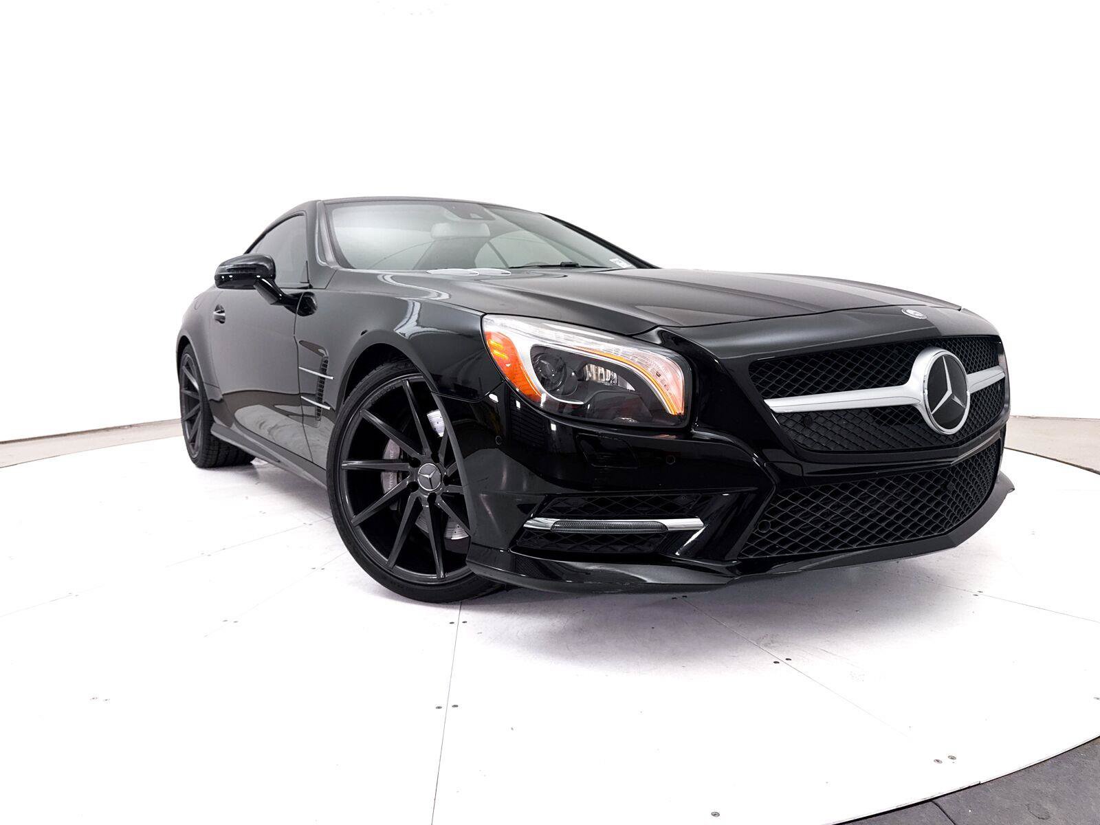 Used 2015 Mercedes-Benz SL 550 image 1