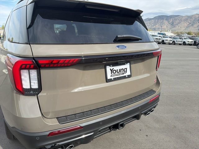 New 2026 Ford Explorer ST AWD/4WD image 12