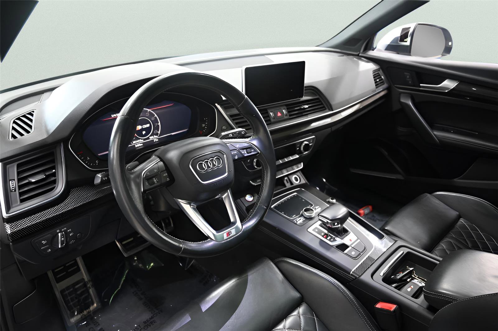 Used 2018 Audi SQ5 Premium Plus w/ S Sport Package AWD/4WD image 10