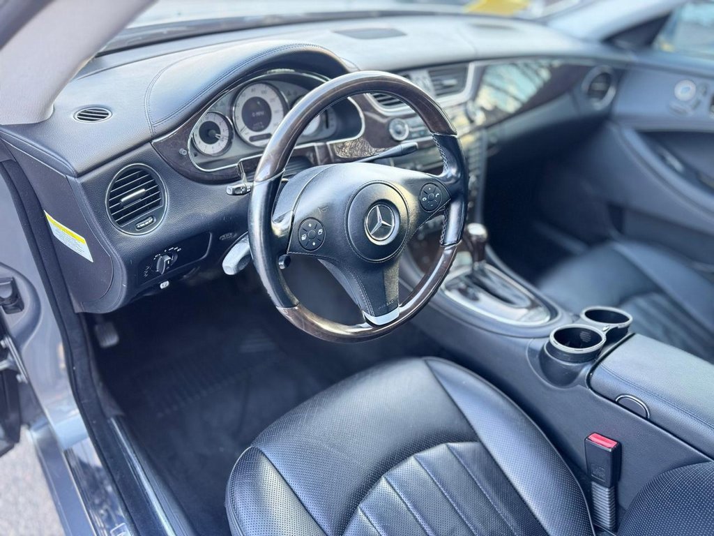 Used 2010 Mercedes-Benz CLS 550 image 14