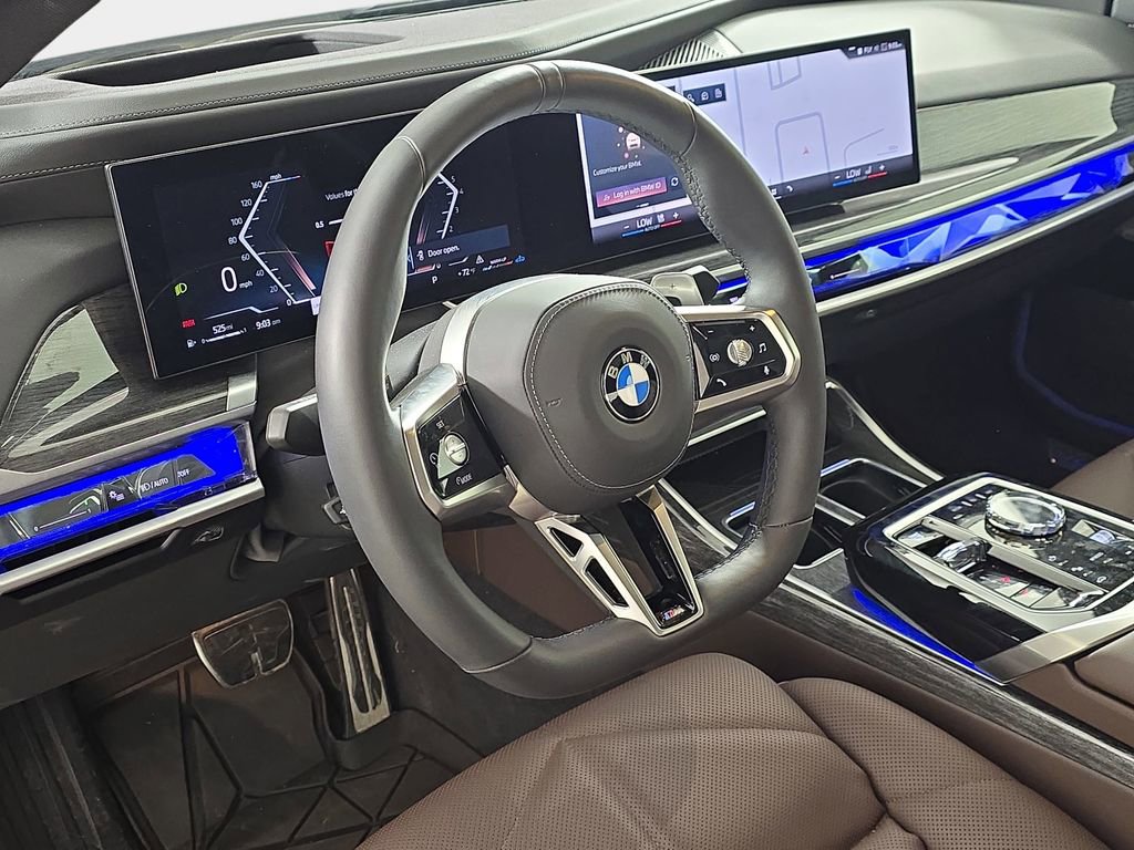 Used 2025 BMW 740i xDrive AWD/4WD image 19