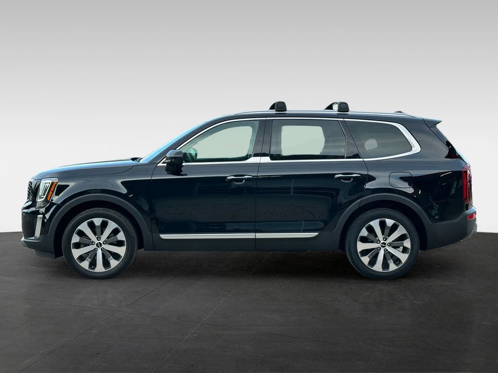 Used 2022 Kia Telluride S AWD/4WD image 4