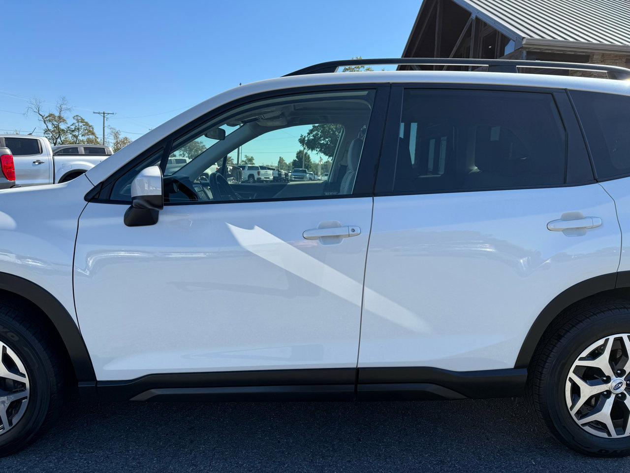 Used 2021 Subaru Forester Premium image 39