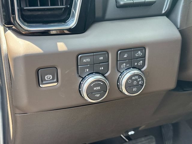 Certified 2026 GMC Sierra 1500 Denali AWD/4WD image 28