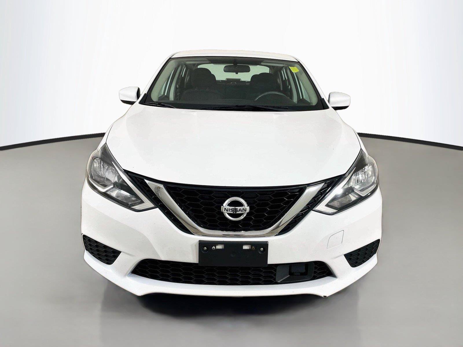 Used 2019 Nissan Sentra SV FWD image 3
