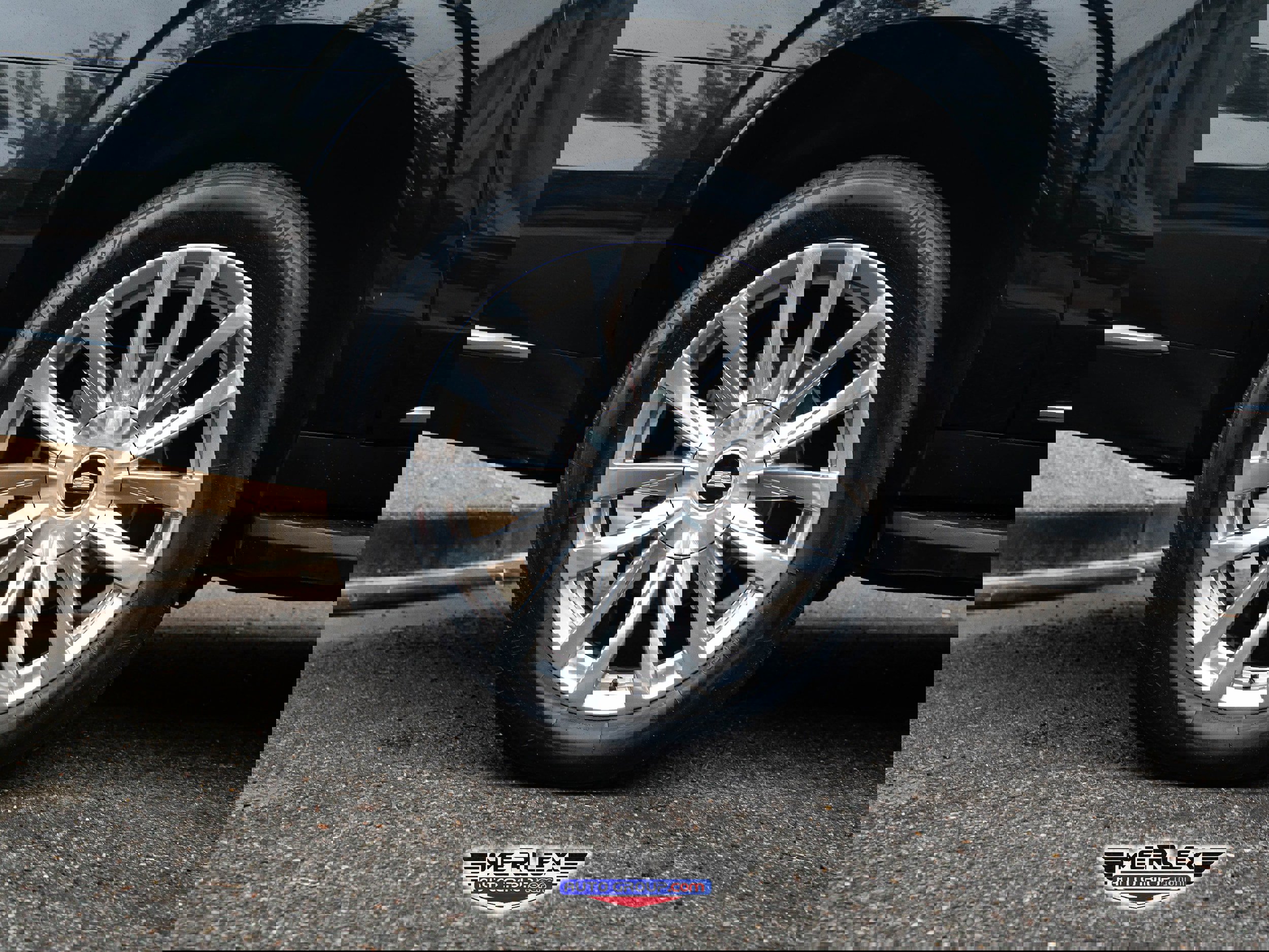 Used 2022 Cadillac Escalade ESV Premium Luxury image 11