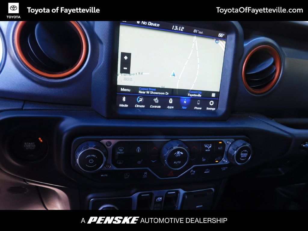 Used 2023 Jeep Gladiator Mojave w/ LED Lighting Group AWD/4WD image 9