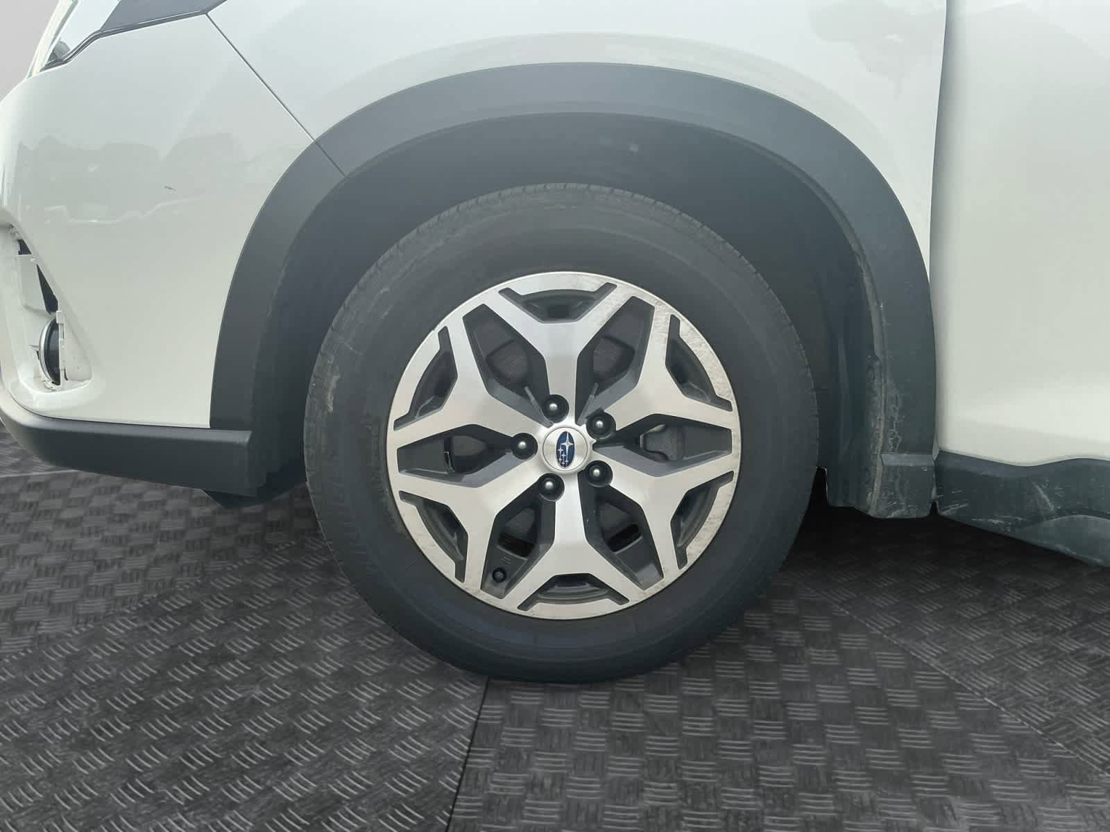 Used 2023 Subaru Forester Premium AWD/4WD image 13