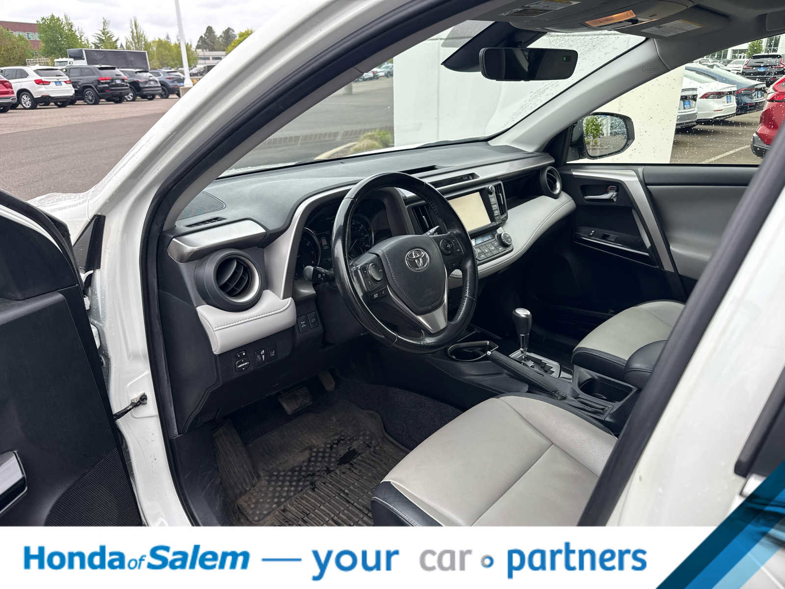 Used 2018 Toyota RAV4 Limited w/ All Weather Liner Package AWD/4WD image 3