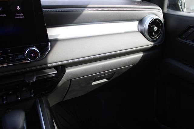 Used 2023 Chevrolet Colorado LT w/ LT Convenience Package III RWD image 19