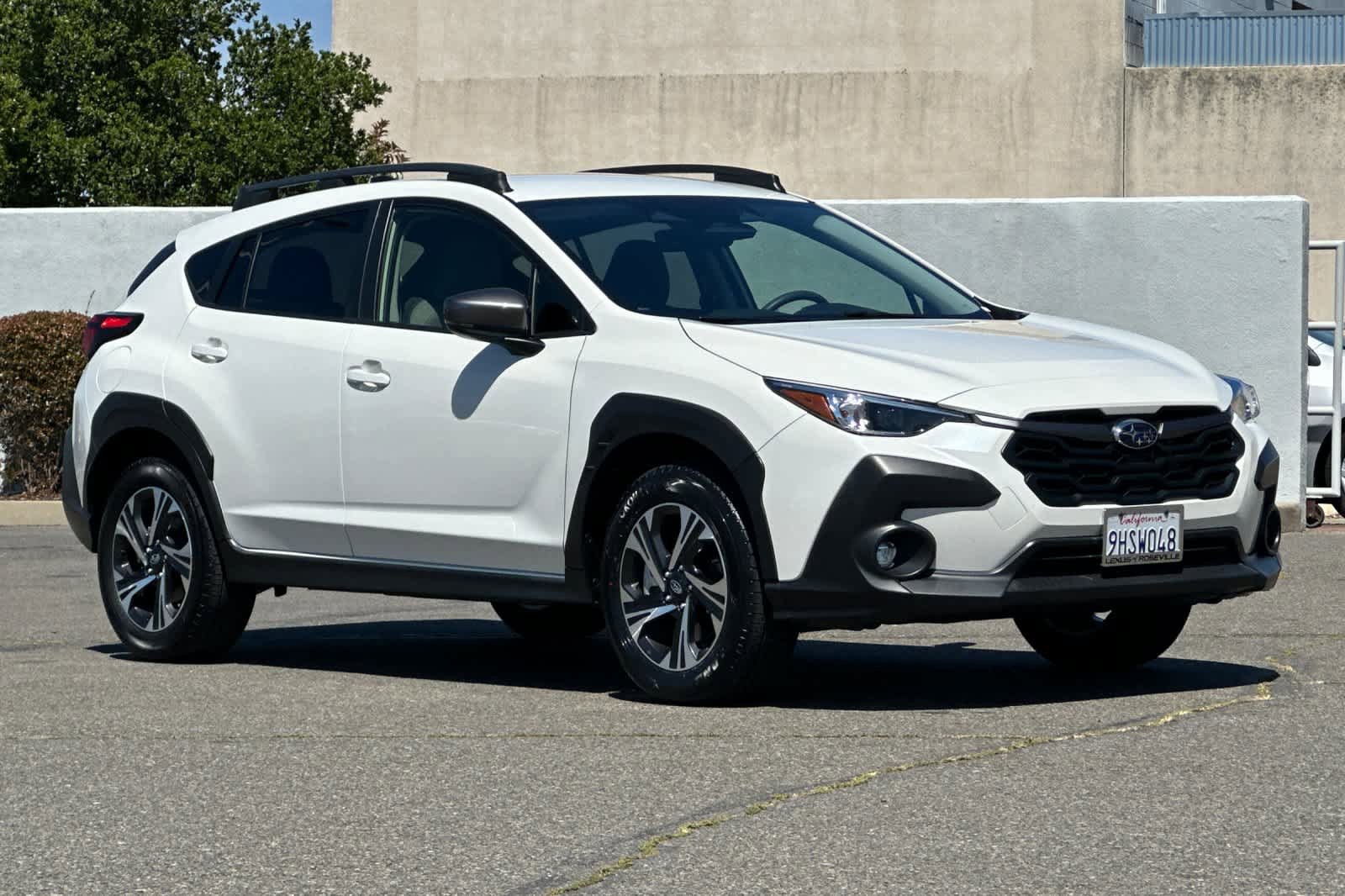 Used 2024 Subaru Crosstrek 2.0i Premium w/ Crosstrek Mirror Package AWD/4WD image 5