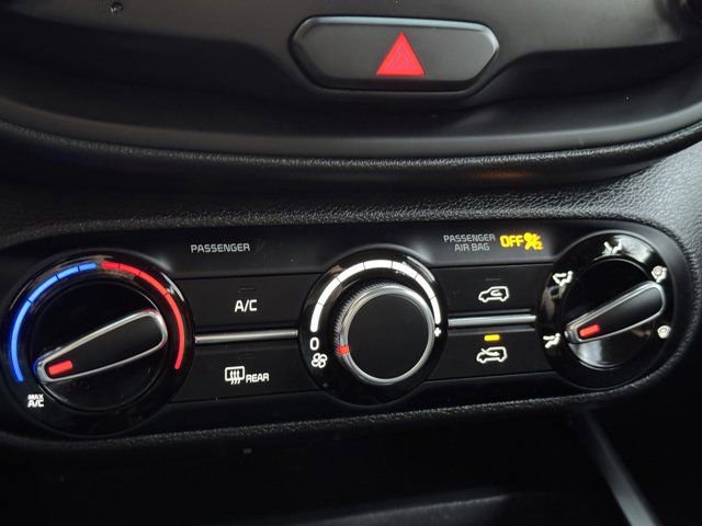 Used 2024 Kia Soul LX w/ Option Group 015 FWD image 21