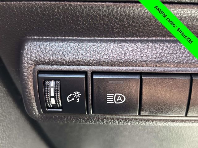 Used 2021 Toyota Corolla LE FWD image 11