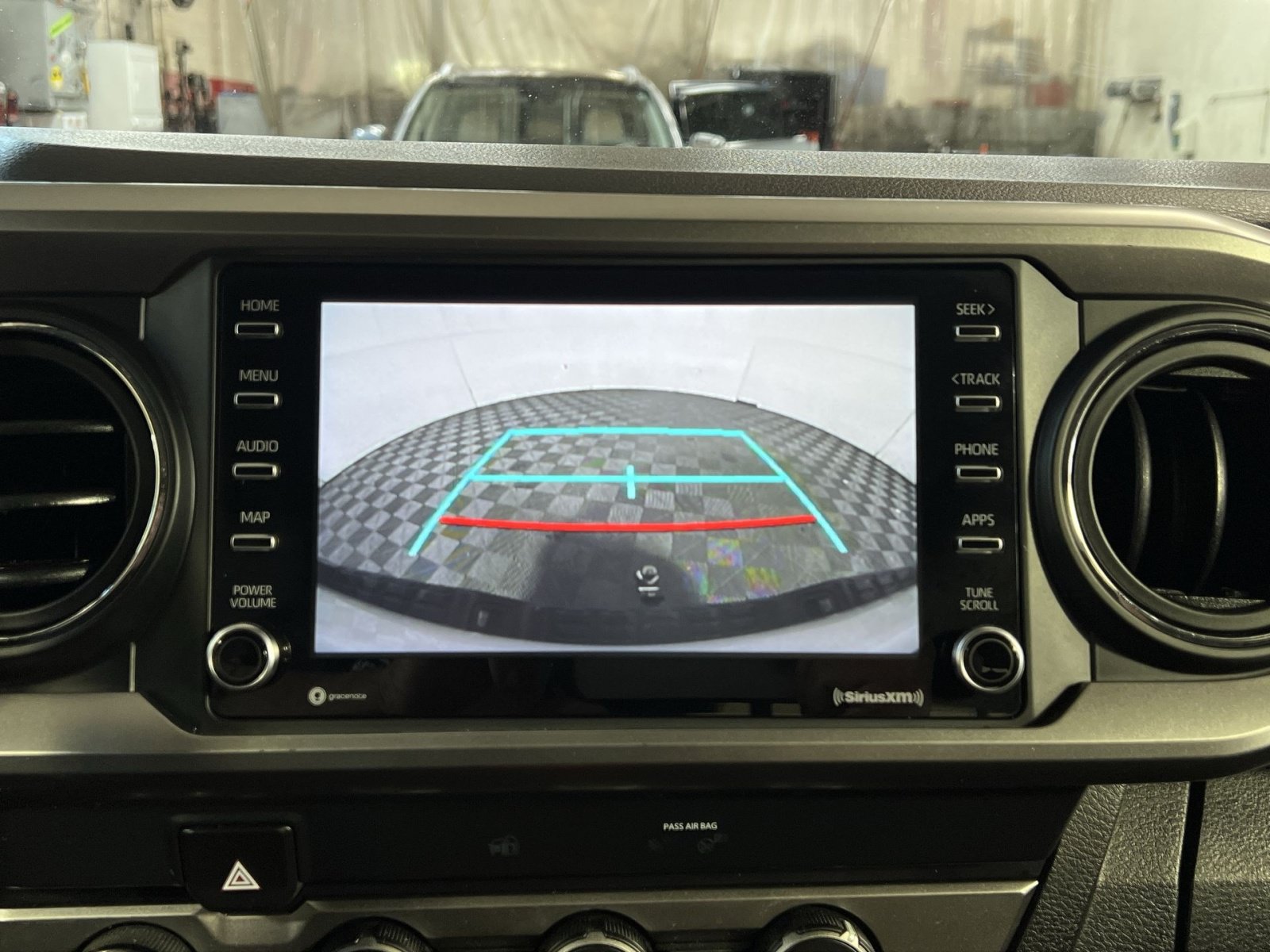 Used 2022 Toyota Tacoma SR5 w/ SR5 Appearance Package (SM) AWD/4WD image 19