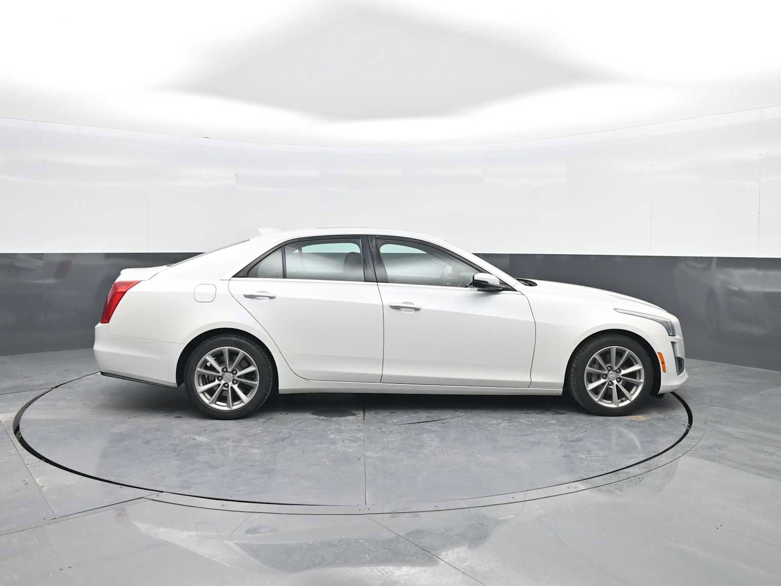 Used 2017 Cadillac CTS Luxury image 8