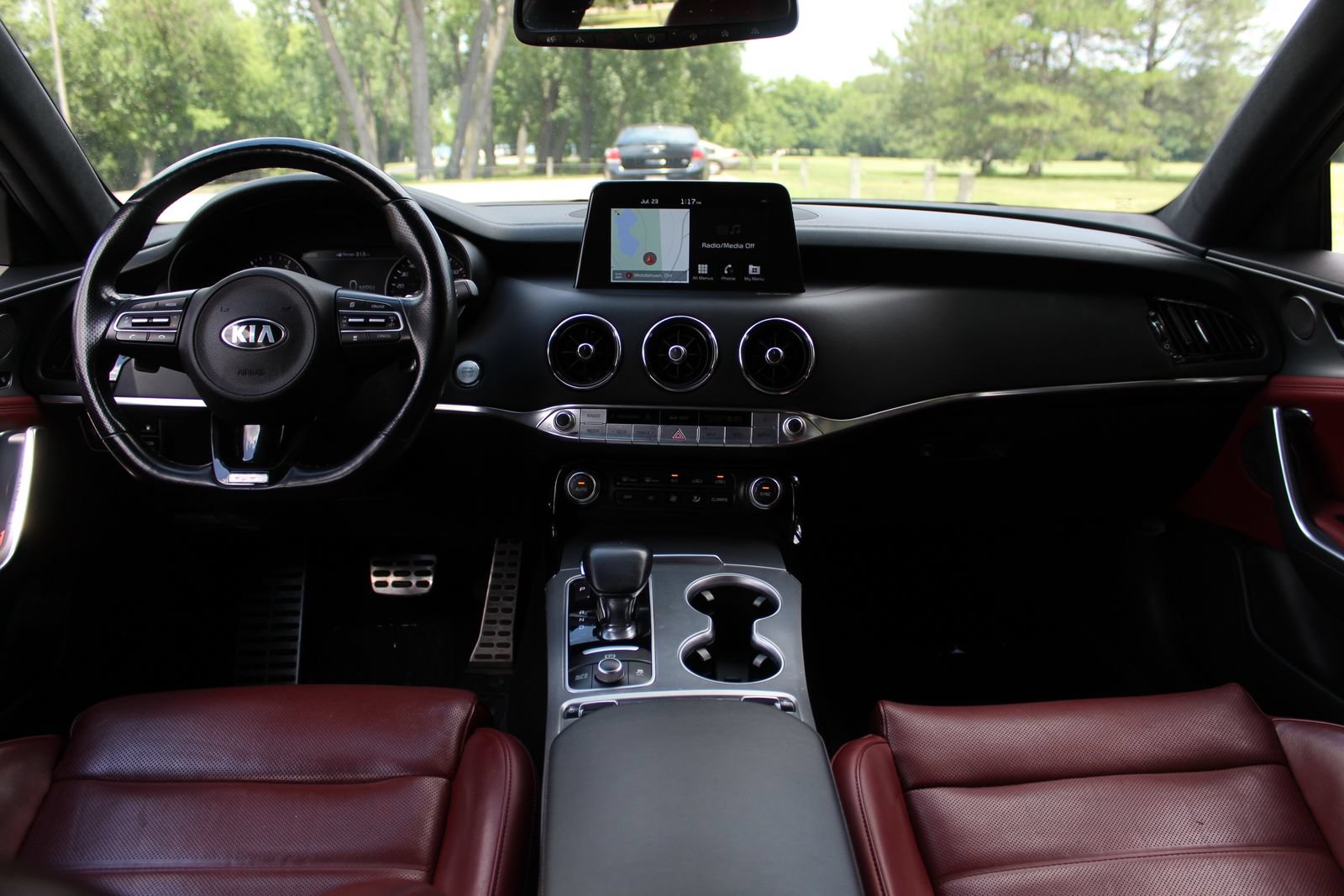 Used 2021 Kia Stinger GT2 RWD image 10