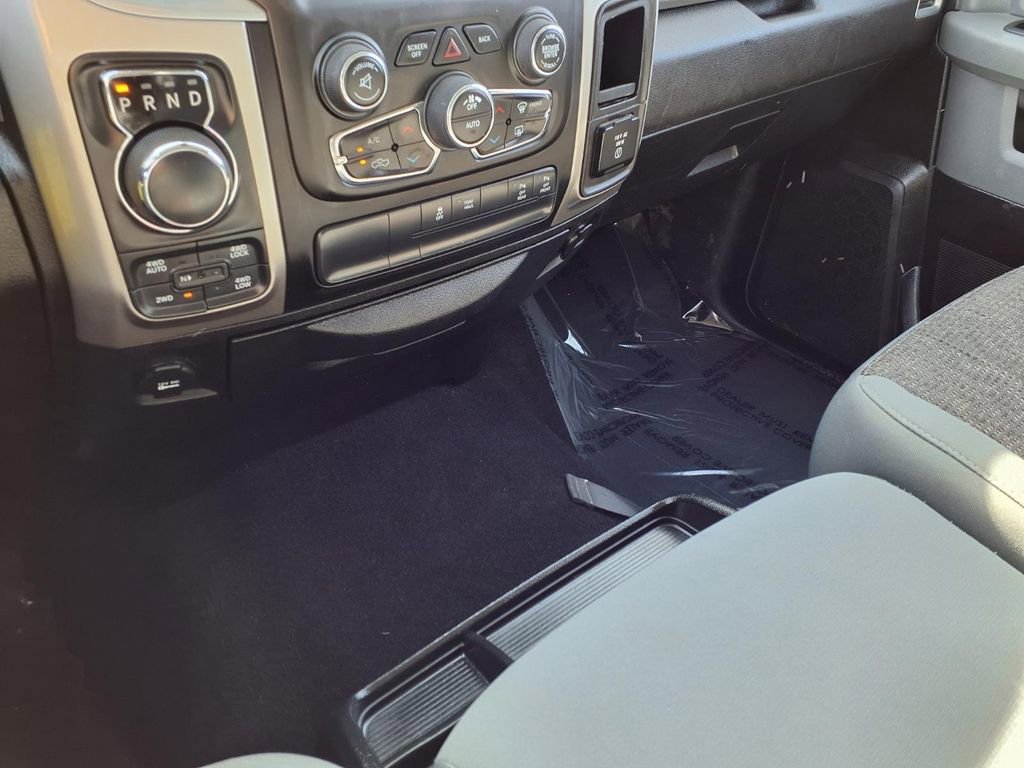 Used 2019 RAM 1500 Big Horn image 14