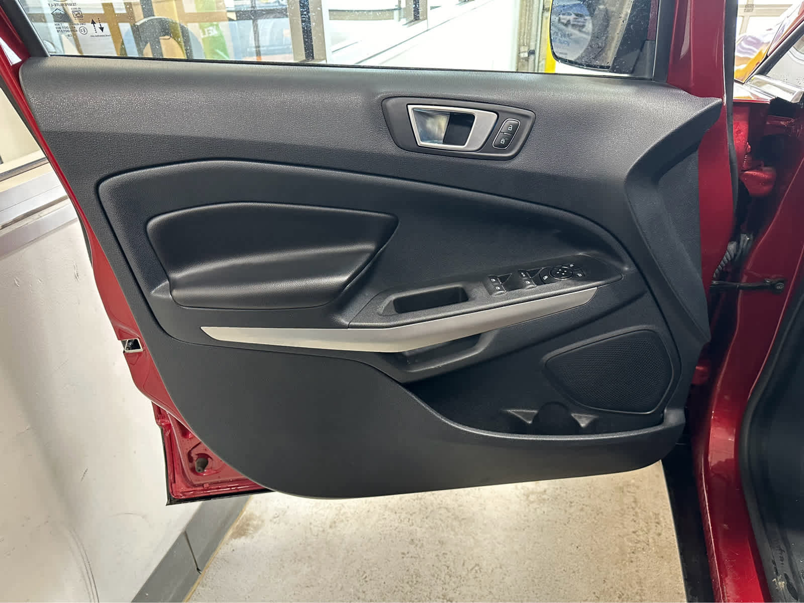 Used 2022 Ford EcoSport Titanium AWD/4WD image 12