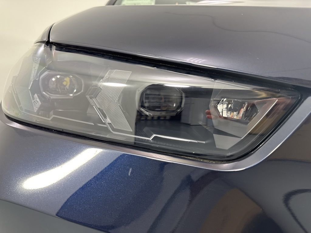 New 2026 BMW X5 xDrive50e w/ M Sport Package AWD/4WD image 10