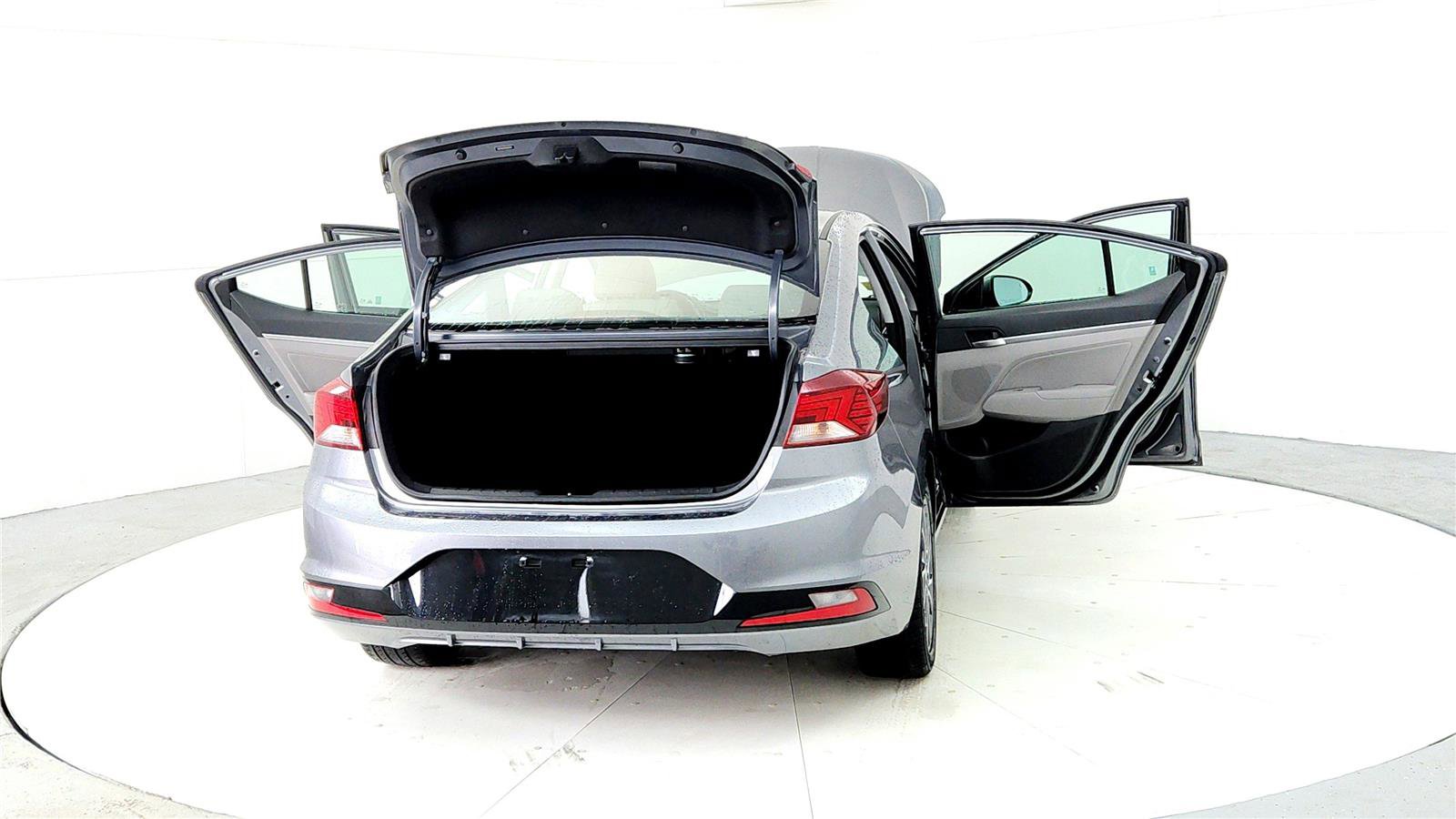 Used 2019 Hyundai Elantra Limited w/ Ultimate Package 02 image 11