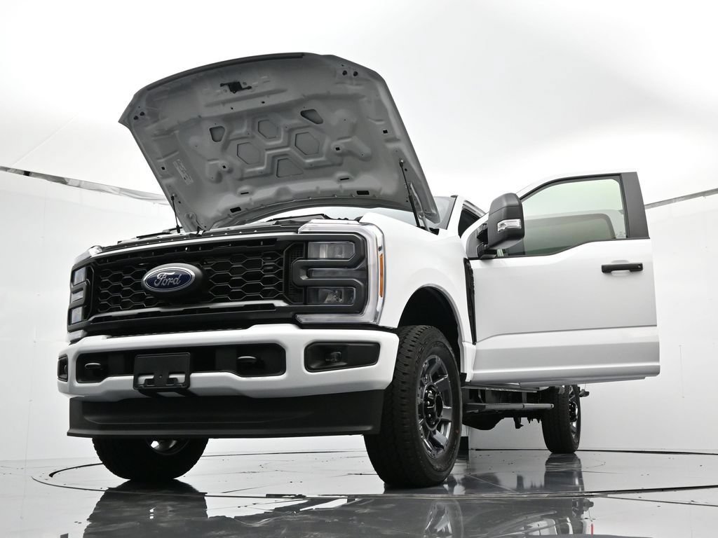 New 2026 Ford F350 XL w/ XL Chrome Package AWD/4WD image 47