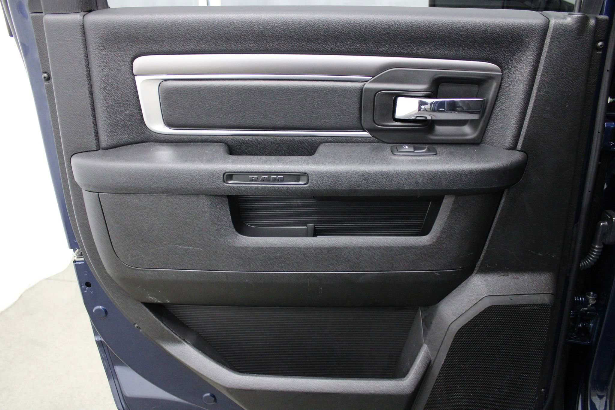 Used 2022 RAM 1500 Classic Warlock image 14