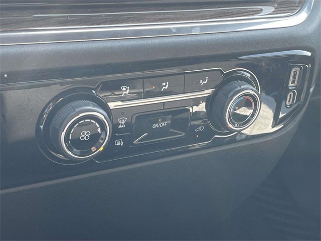 Used 2024 Chevrolet Silverado 2500 LT image 19