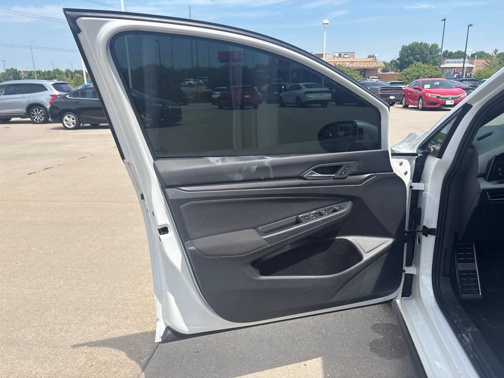 Used 2022 Volkswagen GTI S FWD image 9
