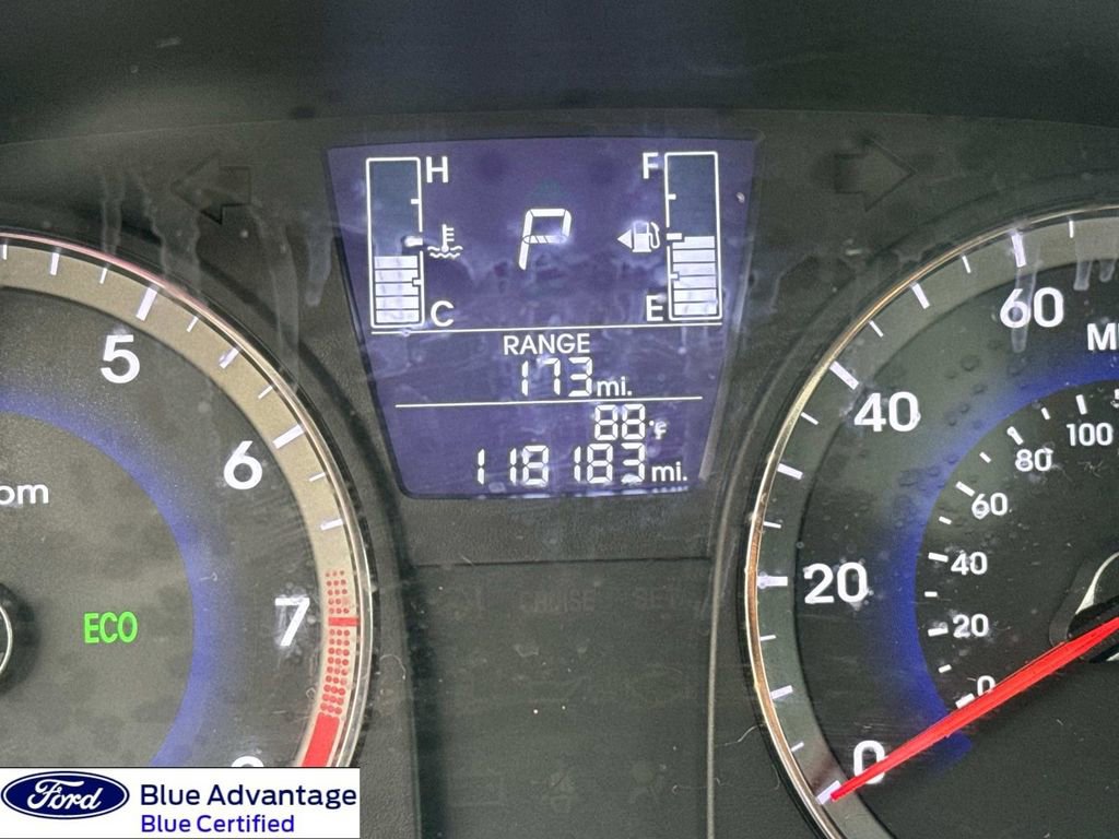 Used 2017 Hyundai Accent SE FWD image 2
