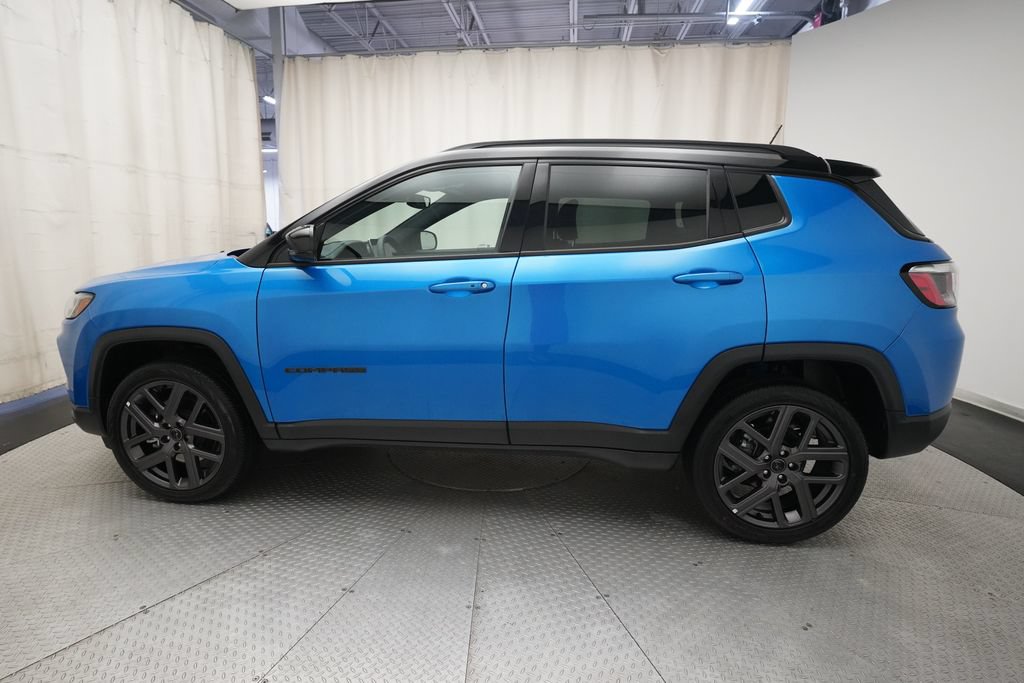 Used 2026 Jeep Compass Limited AWD/4WD image 24