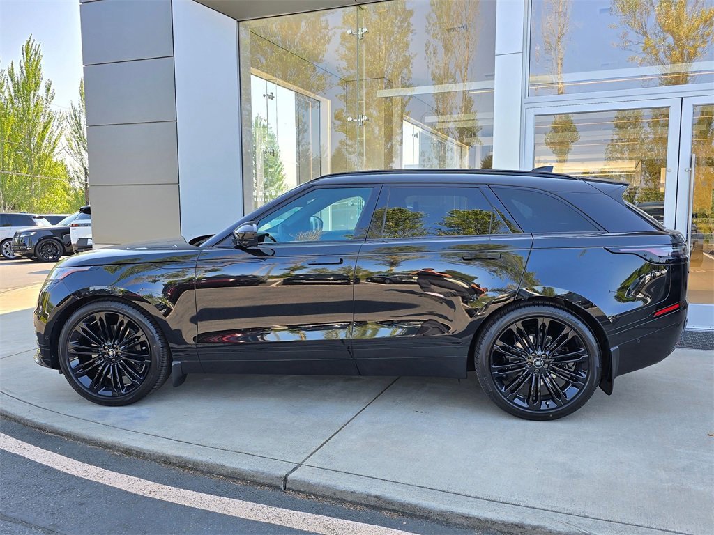 New 2026 Land Rover Range Rover Velar Dynamic SE image 4