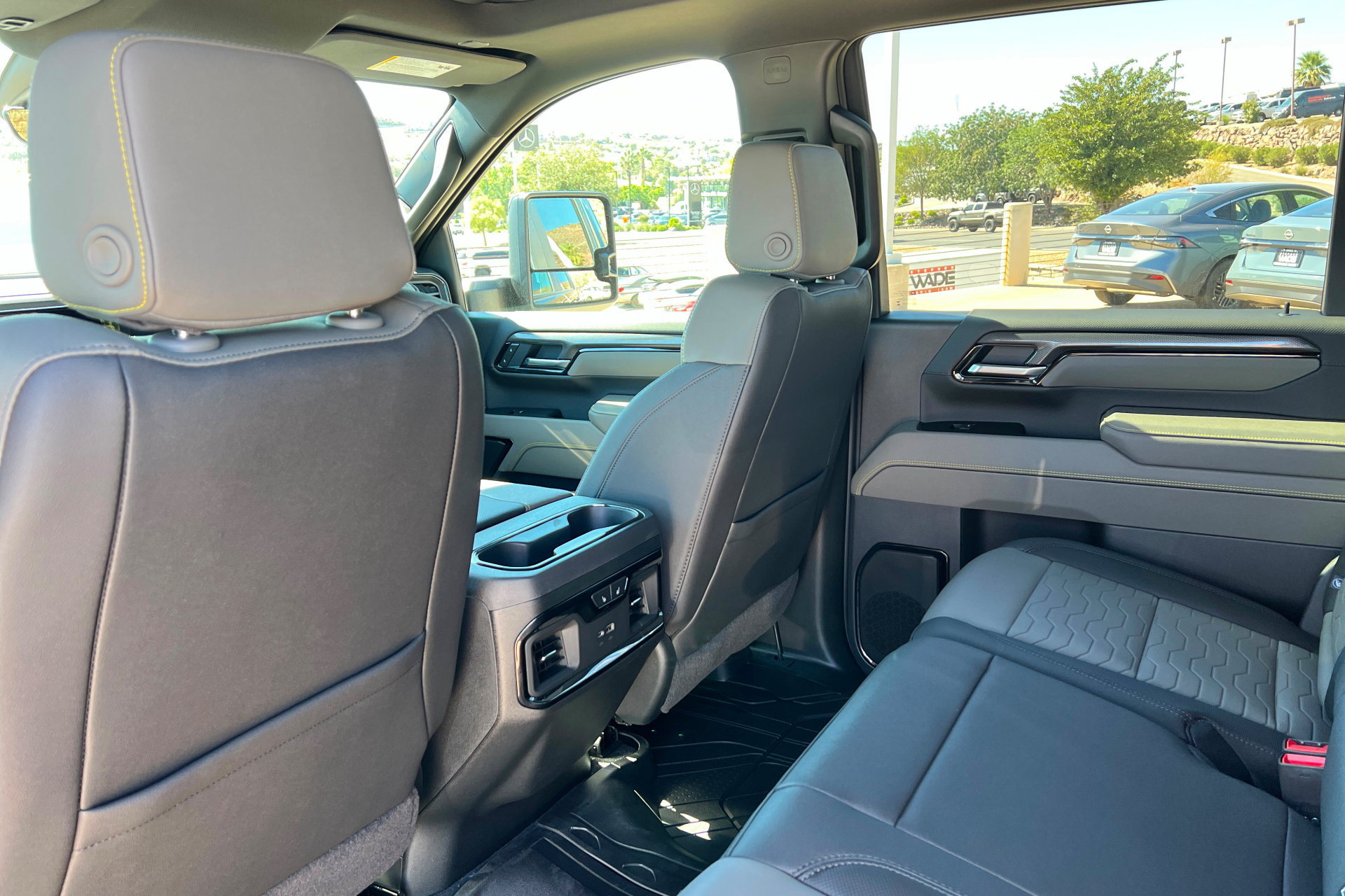 New 2026 Chevrolet Silverado 2500 ZR2 w/ LPO, Dark Essentials Package AWD/4WD image 20