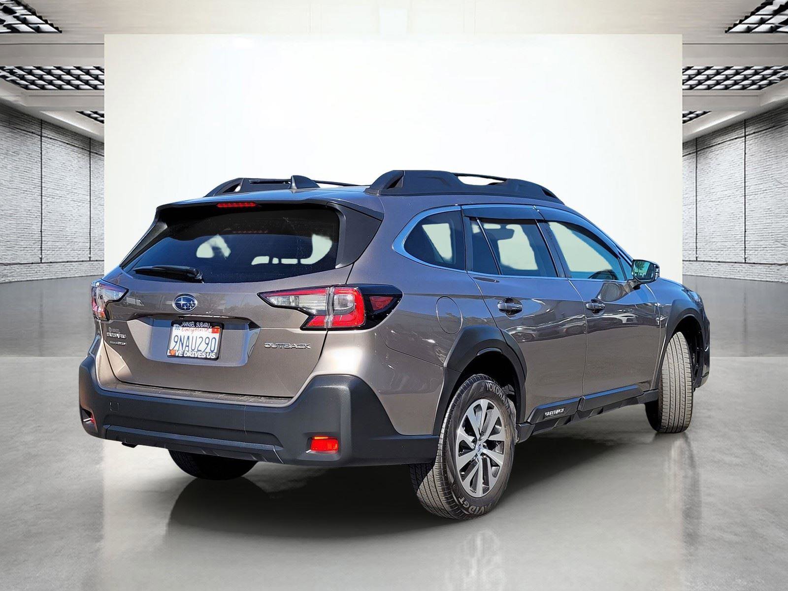 Certified 2024 Subaru Outback Premium image 7