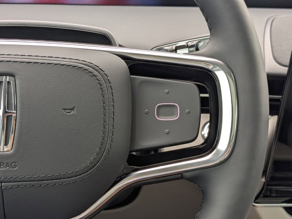New 2026 Lincoln Nautilus Reserve AWD/4WD image 29