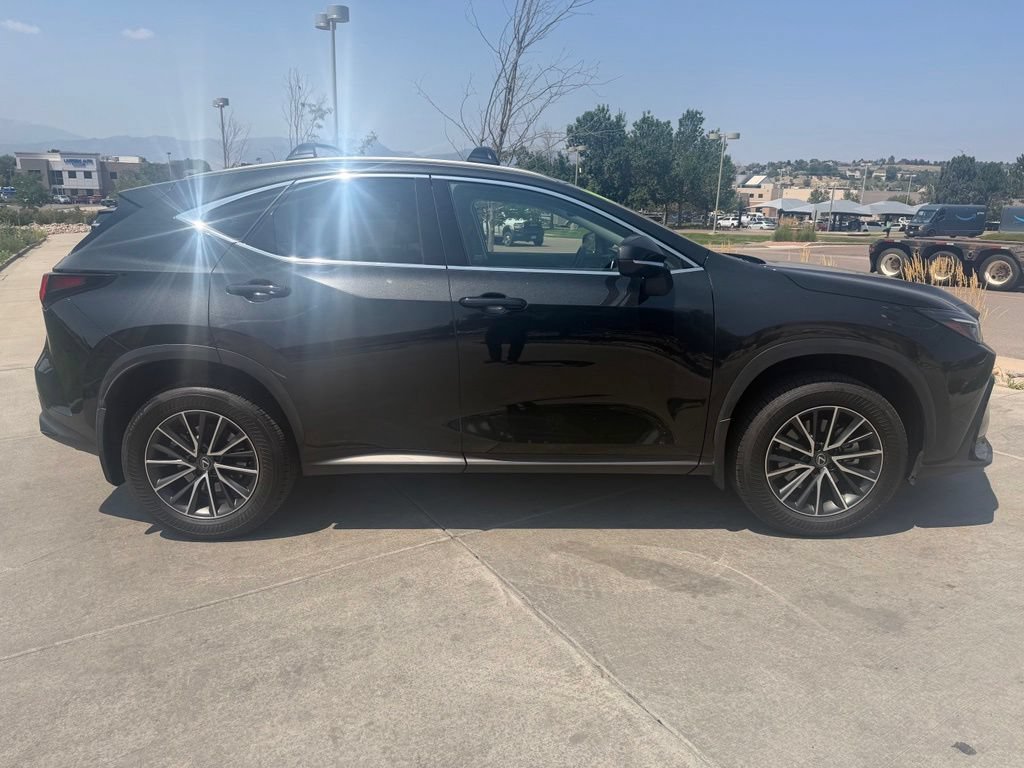 Used 2024 Lexus NX 350h AWD image 10