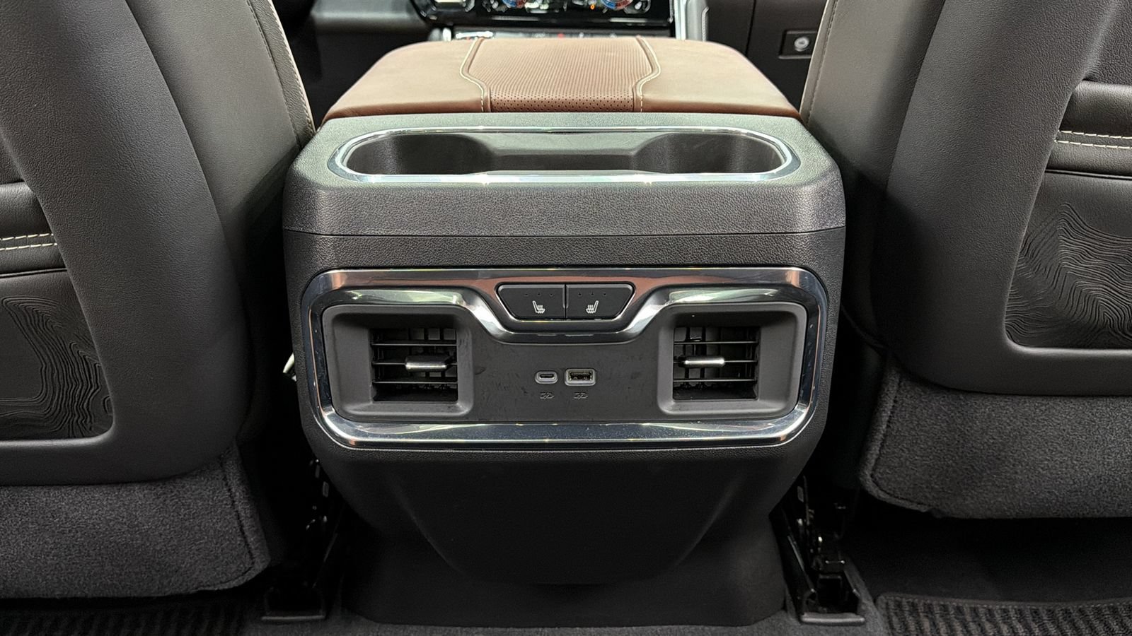 Used 2026 GMC Sierra 1500 Denali Ultimate AWD/4WD image 42