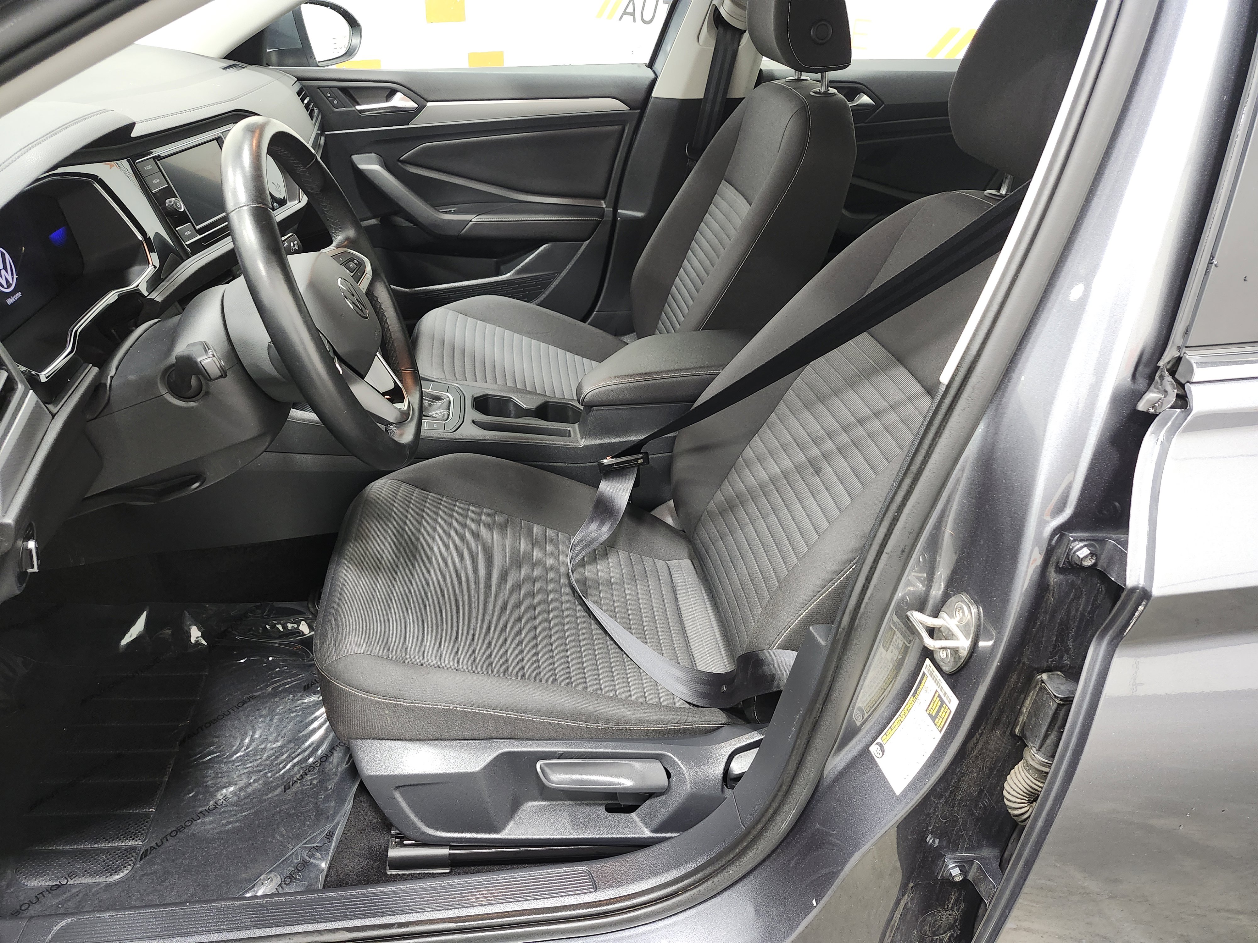 Used 2023 Volkswagen Jetta S image 21