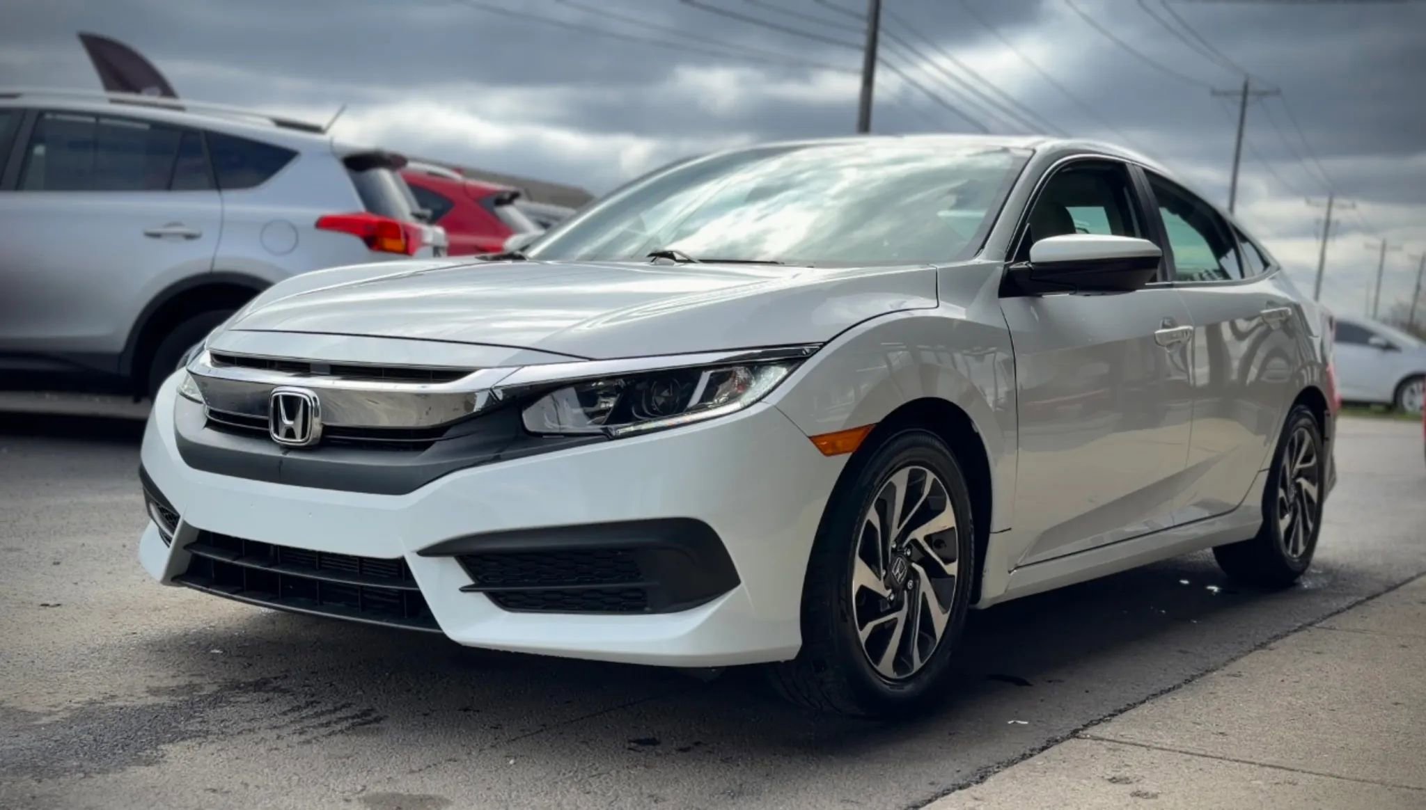 Used 2018 Honda Civic EX image 5