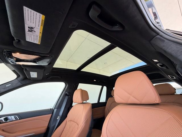 Certified 2023 BMW X7 xDrive40i w/ M Sport Package AWD/4WD image 26