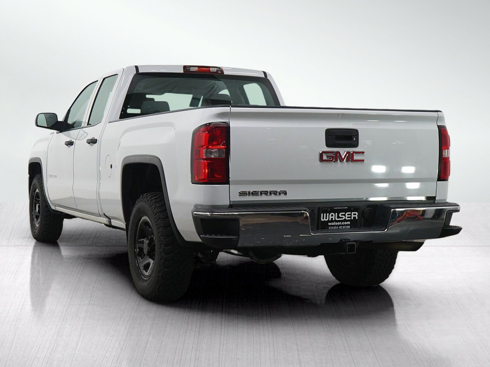 Used 2018 GMC Sierra 1500 4x4 Double Cab image 3